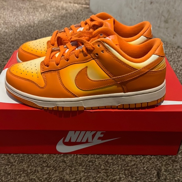 dunk orange magma